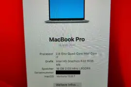 Apple MacBook Pro 15,4