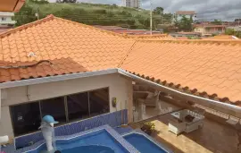 Se vende Hermosa Casa Urbanización Los Casiques